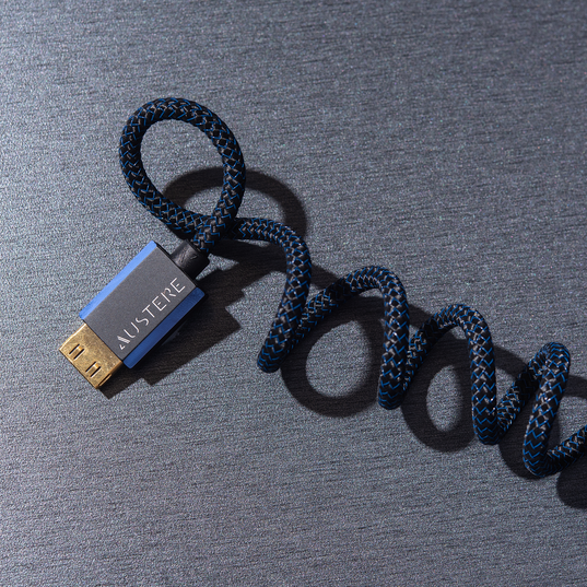 Austere V Series 4K Active HDMI Cable 5.0m - Black - Austere V series 4K active HDMI 5.0m cable - Front