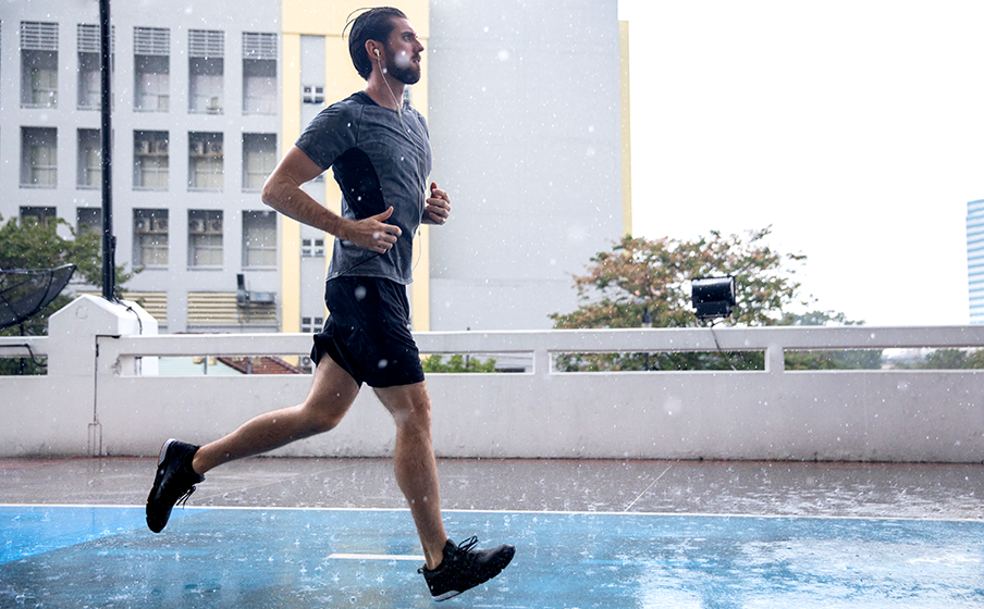 IP65 dustproof and water-resistant